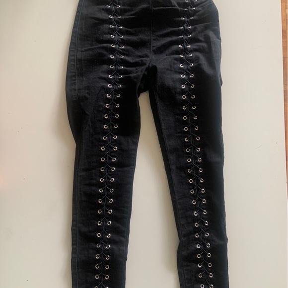 3 FOR 30 🎉 Lace Up High Rise Jeans Size 5 - Picture 1 of 8